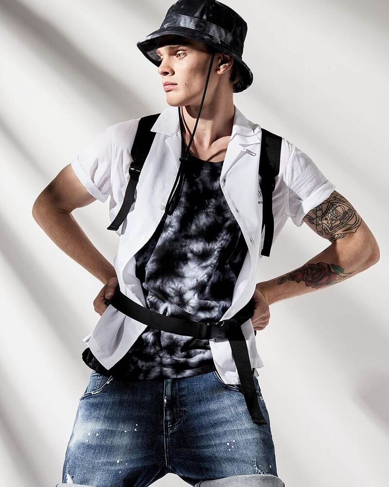 Armani Exchange ss20 — image 3 of 7