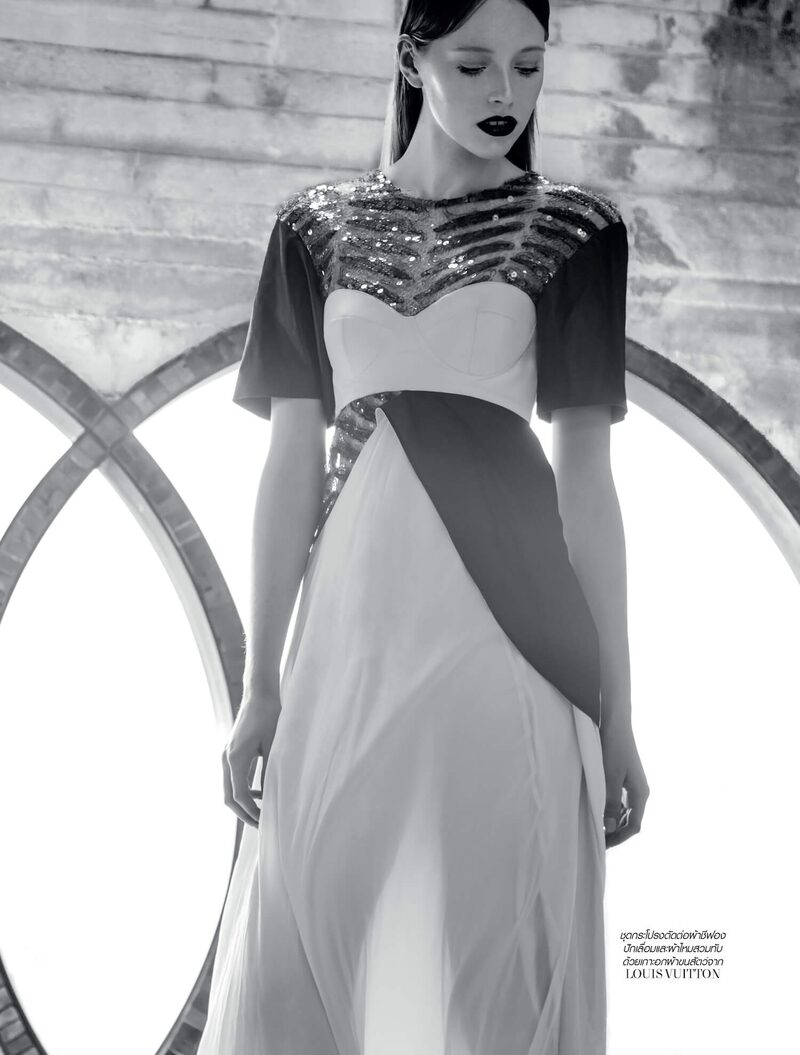L'Officiel Thailand — Crisp Clean Chic — immagine 4 di 10