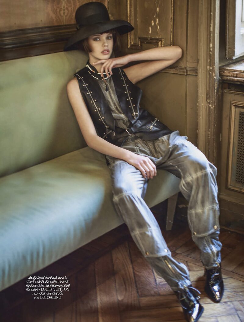 L'Officiel Thailand — Romance calling — image 7 of 15
