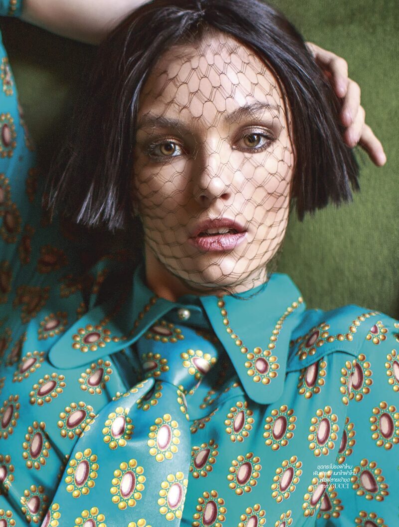 L'Officiel Thailand — Romance calling — image 11 of 15